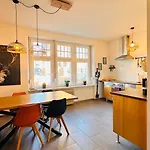 Amao Brown - Center - Comfort Apartman *