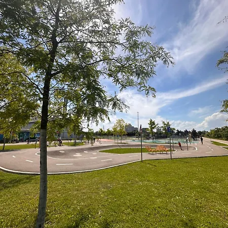 Apartment Amao-brown I Exklusives City-apartment I 85qm I Privatparkplatz & Komfort I King-size Bed
