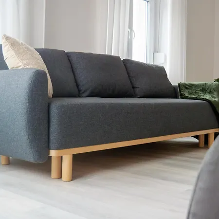 Amao-brown I Exklusives City-apartment I 85qm I Privatparkplatz & Komfort I King-size Bed Apartment *