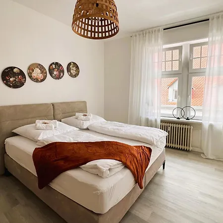 Amao-brown I Exklusives City-apartment I 85qm I Privatparkplatz & Komfort I King-size Bed