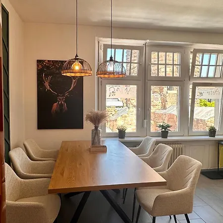 Amao-brown - Historic Old Town - Spacious *