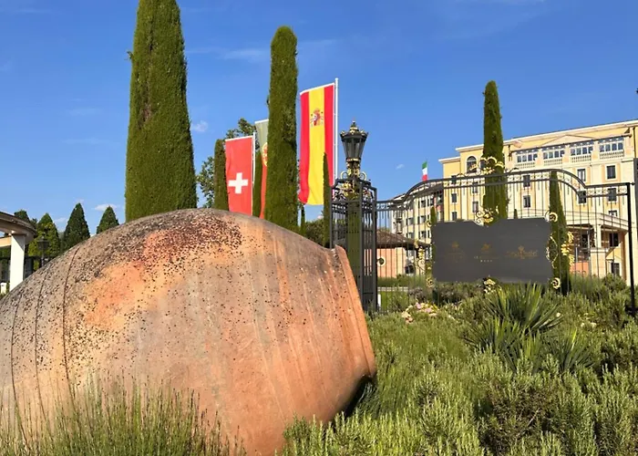 Amao Brown - City Center Lahr - Comfort Apartment Lahr (Baden-Wurttemberg)